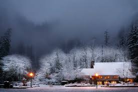 Multnomah Falls Lodge - Winter